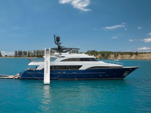 SERENO - Benetti Classic 115 - 5 Cabins - Cannes - St Tropez - Nice - Antibes - French Riviera - Monaco SERENO - Benetti Classic 115 - 5 Cabins - Cannes - St Tropez - Nice - Antibes - French Riviera - Monaco