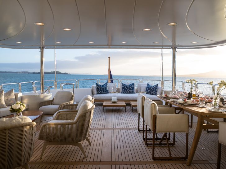 SERENO Benetti Classic 115 - sundeck lounge and alfresco dining area SERENO Benetti Classic 115 - sundeck lounge and alfresco dining area