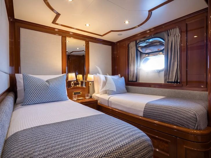 SERENO Benetti Classic 115 - twin cabin 1 SERENO Benetti Classic 115 - twin cabin 1