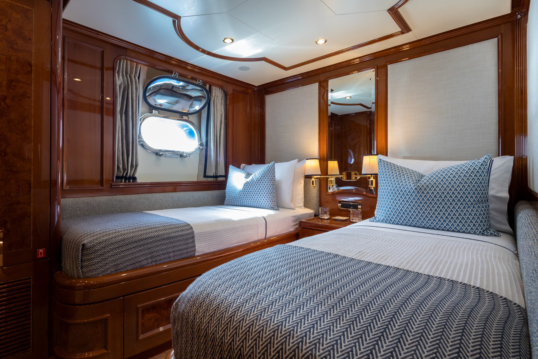 SERENO Benetti Classic 115 - twin cabin 1