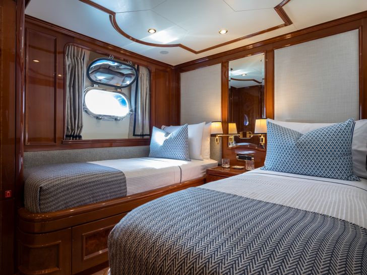 SERENO Benetti Classic 115 - twin cabin 1 SERENO Benetti Classic 115 - twin cabin 1