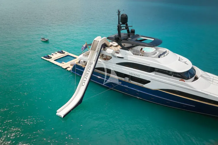 Charter Yacht SERENO - Benetti Classic 115 - 5 Cabins - Cannes - St Tropez - Nice - Antibes - French Riviera - Monaco