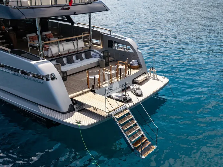 SETTE Riva 130 - aft swim platform SETTE Riva 130 - aft swim platform
