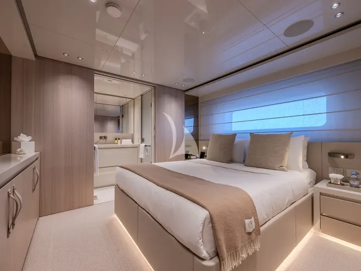 SEVEN ARROWS Sanlorenzo SD118 - VIP double cabin SEVEN ARROWS Sanlorenzo SD118 - VIP double cabin