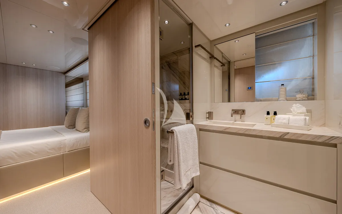 Charter Yacht SEVEN ARROWS - Sanlorenzo SD118 - 5 cabins - St Martin - St Barths - Anguilla - Leeward Islands - Caribbean