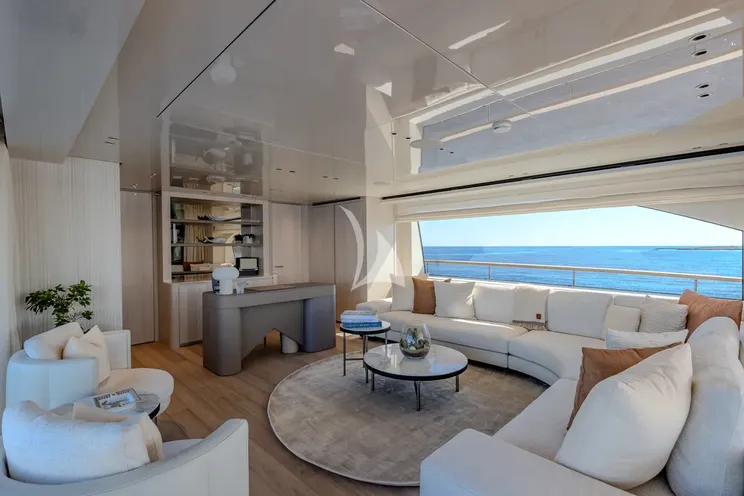 Charter Yacht SEVEN ARROWS - Sanlorenzo SD118 - 5 cabins - St Martin - St Barths - Anguilla - Leeward Islands - Caribbean