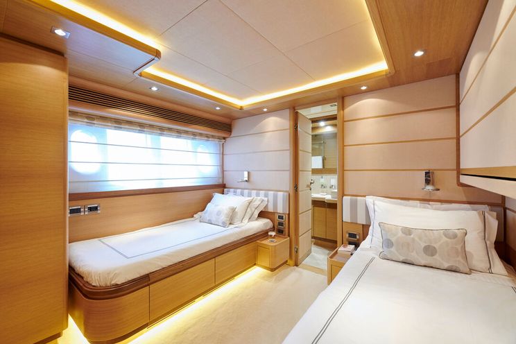 Charter Yacht SEVEN S - Ferretti Customline 97 - 5 Cabins - Athens - Mykonos - Paros