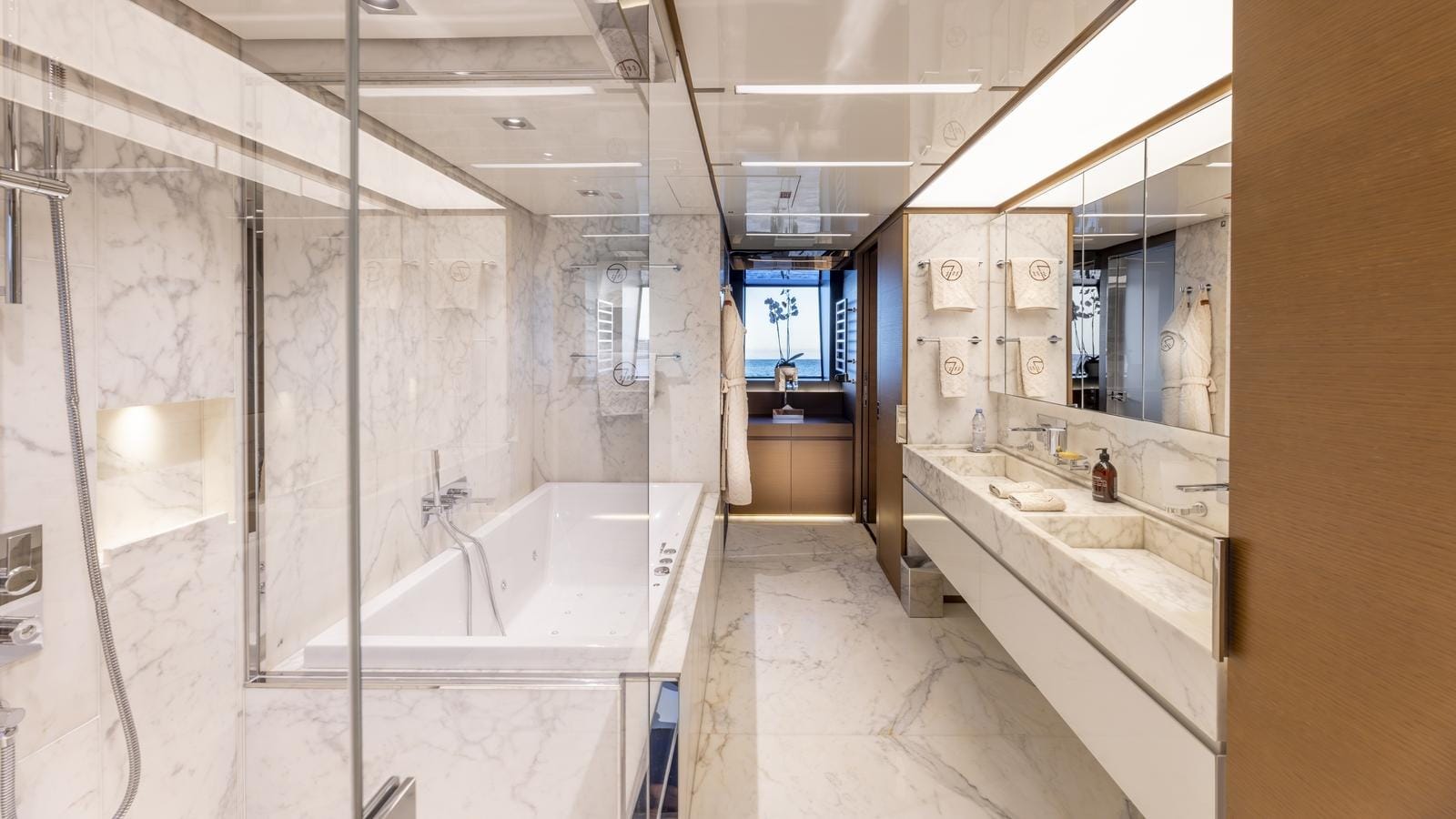 Charter Yacht SEVEN SINS - Sanlorenzo 52 Steel - 5 Cabins - Monaco - Cannes - St Tropez - Nice - Antibes - French Riviera