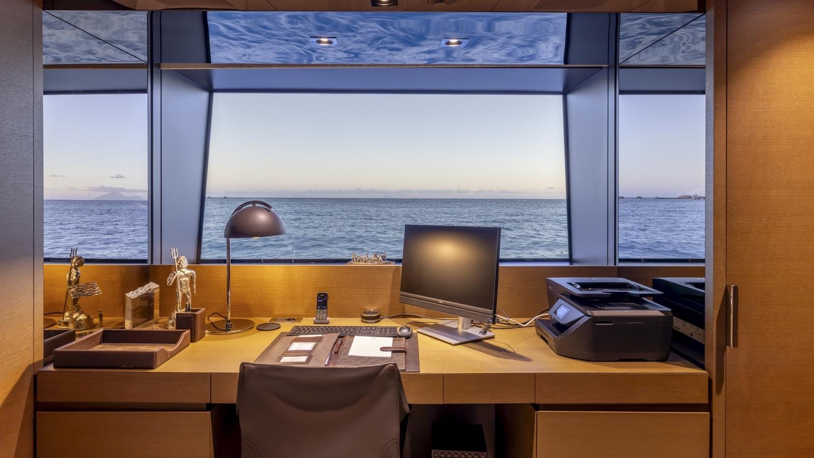 Charter Yacht SEVEN SINS - Sanlorenzo 52 Steel - 5 Cabins - Monaco - Cannes - St Tropez - Nice - Antibes - French Riviera