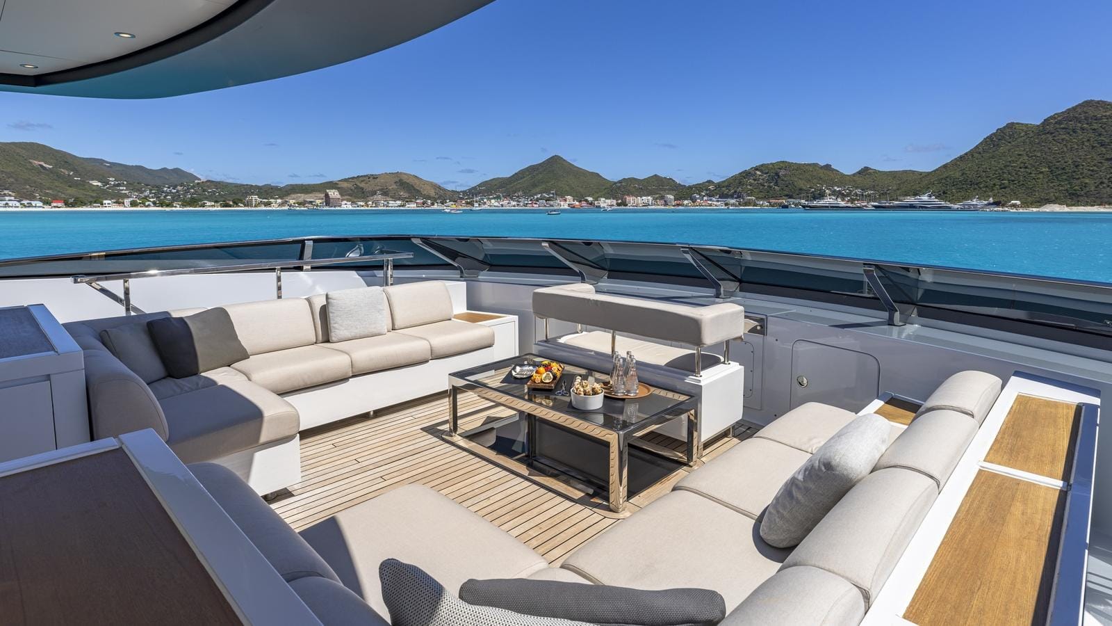 Charter Yacht SEVEN SINS - Sanlorenzo 52 Steel - 5 Cabins - Monaco - Cannes - St Tropez - Nice - Antibes - French Riviera