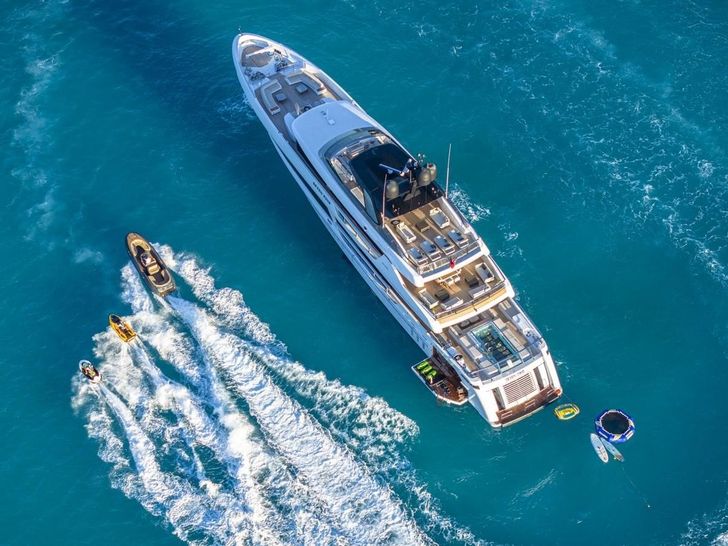 SEVEN SINS Sanlorenzo 52 Steel - water activities SEVEN SINS Sanlorenzo 52 Steel - water activities