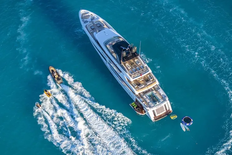 Charter Yacht SEVEN SINS - Sanlorenzo 52 Steel - 5 Cabins - Monaco - Cannes - St Tropez - Nice - Antibes - French Riviera