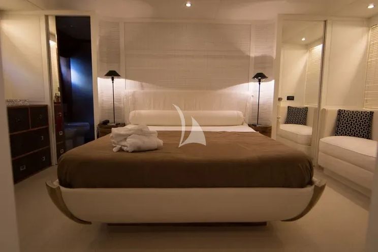 Charter Yacht SEVEN STARS - Antago 83 - 4 Cabins - Naples - Capri - Positano - Amalfi Coast - Sicily - Italy