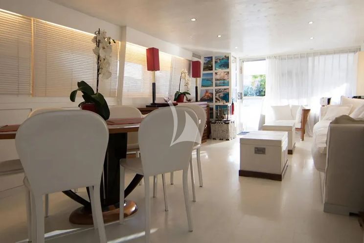 Charter Yacht SEVEN STARS - Antago 83 - 4 Cabins - Naples - Capri - Positano - Amalfi Coast - Sicily - Italy