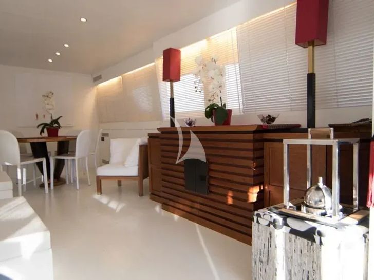 SEVEN STARS Antago 83 - saloon tea area SEVEN STARS Antago 83 - saloon tea area