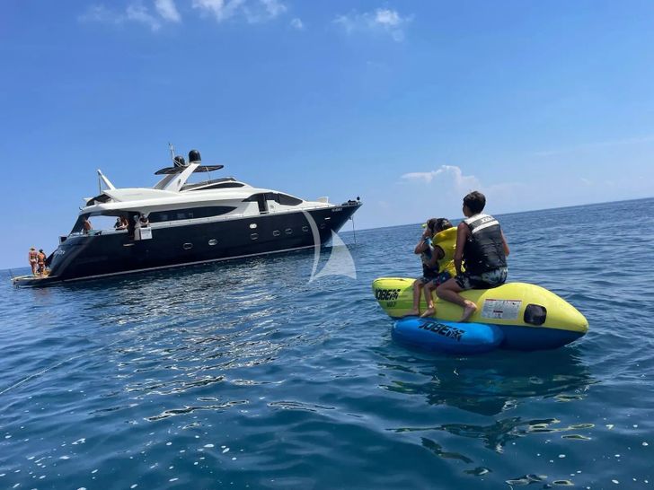 SEVEN STARS Antago 83 - towables SEVEN STARS Antago 83 - towables