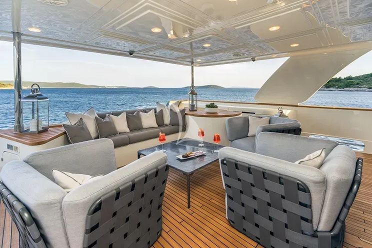 Charter Yacht SEVENTH SENSE - Ferretti 33m - 5 Cabins - Rogoznica - Split - Dubrovnik - Hvar - Croatia