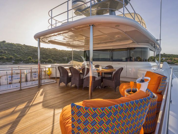 SEVENTH SENSE Ferretti 33m - sky deck aft SEVENTH SENSE Ferretti 33m - sky deck aft