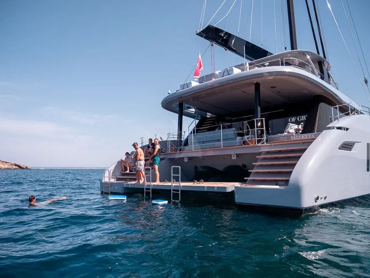 SHADES OF GREY Sunreef 80 - stern SHADES OF GREY Sunreef 80 - stern