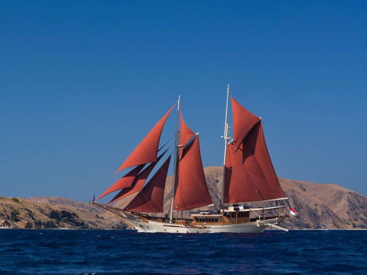 SI DATU BUA Phinisi 40m - profile SI DATU BUA Phinisi 40m - profile