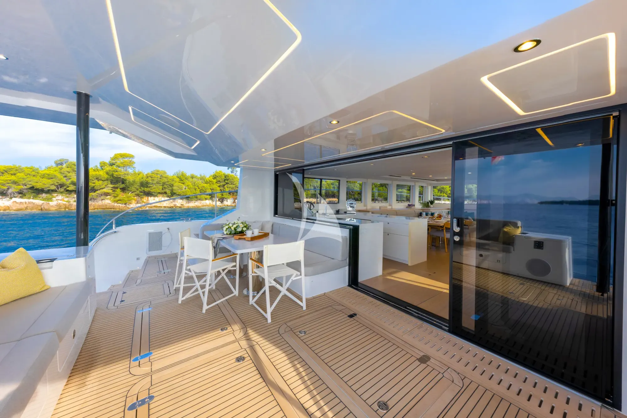 Charter Yacht SILENT GRACE - Silent Yacht 62 - 4 Cabins - Cannes - Monaco - St Tropez