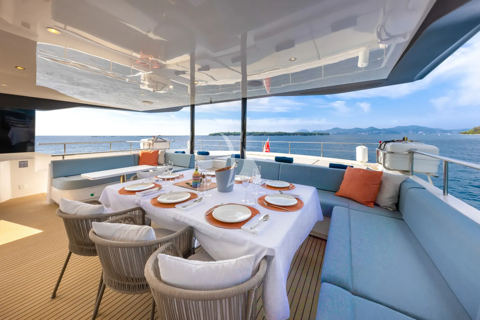 Charter Yacht SILENT GRACE - Silent Yacht 62 - 4 Cabins - Cannes - Monaco - St Tropez
