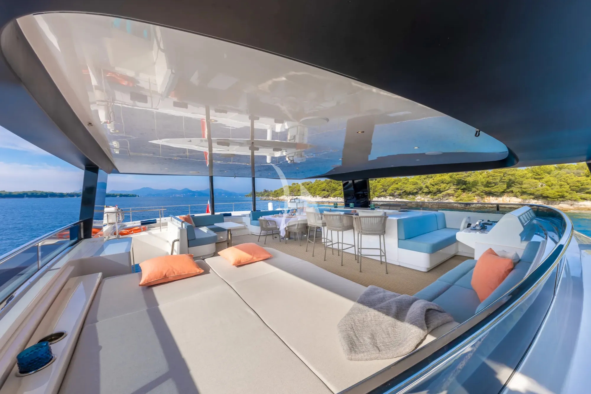 Charter Yacht SILENT GRACE - Silent Yacht 62 - 4 Cabins - Cannes - Monaco - St Tropez