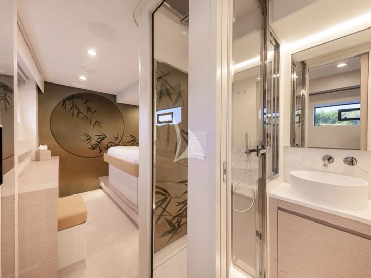 SILENT GRACE VIP Ensuite SILENT GRACE VIP Ensuite