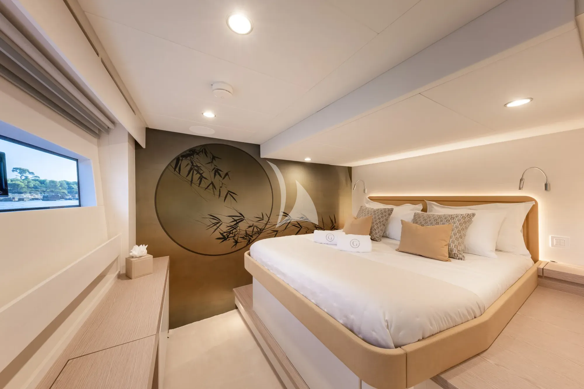 Charter Yacht SILENT GRACE - Silent Yacht 62 - 4 Cabins - Cannes - Monaco - St Tropez