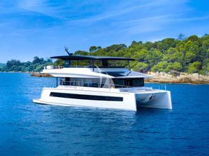 SILENT GRACE - Silent Yacht 62 - 4 Cabins - Cannes - Monaco - St Tropez SILENT GRACE - Silent Yacht 62 - 4 Cabins - Cannes - Monaco - St Tropez