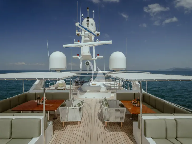 SILENTWORLD Astilleros Cies Oassive 39m - sundeck SILENTWORLD Astilleros Cies Oassive 39m - sundeck