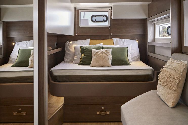 Charter Yacht SILVER WATERS - Bali 4.4 - 6 Cabins - Skiathos - Volos - Mykonos - Paros - Greece