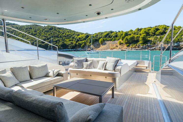 Charter Yacht SILVER WIND - ISA 140 - 5 Cabins - Cannes - St Tropez - Nice - French Riviera - Monaco