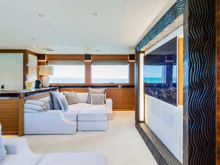 SILVER WIND ISA 140 - TV lounge SILVER WIND ISA 140 - TV lounge