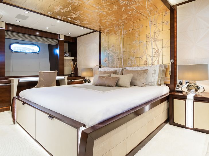 SILVER WIND ISA 140 - master cabin SILVER WIND ISA 140 - master cabin