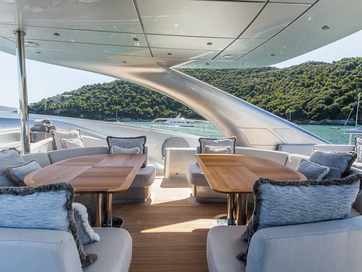 SILVER WIND ISA 140 - sundeck dining lounge SILVER WIND ISA 140 - sundeck dining lounge