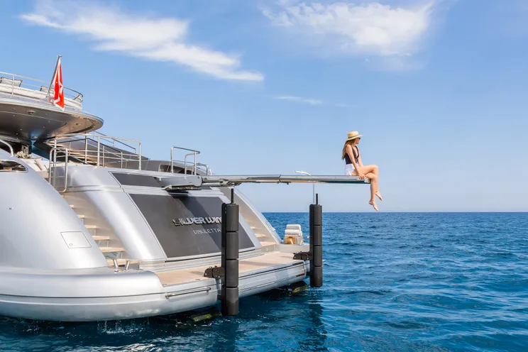 Charter Yacht SILVER WIND - ISA 140 - 5 Cabins - Cannes - St Tropez - Nice - Monaco - French Riviera