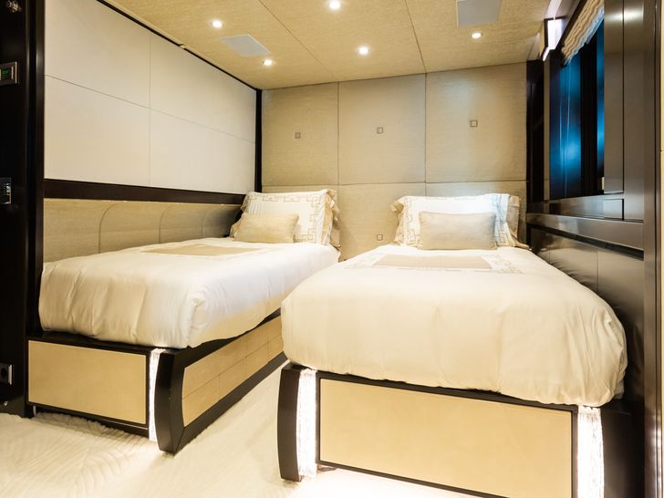 SILVER WIND ISA 140 - twin cabin SILVER WIND ISA 140 - twin cabin