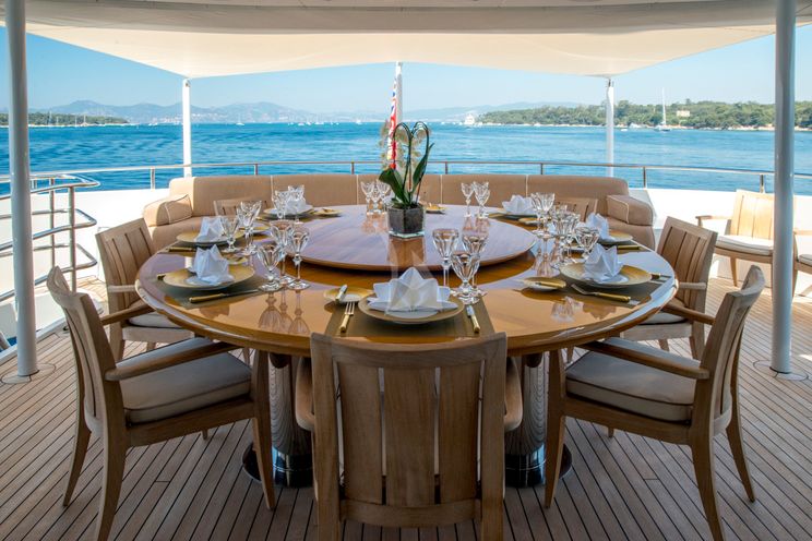 Charter Yacht SIROCCO - Heesen 47m - 6 Cabins - Cannes - Monaco - Naples - Sardinia