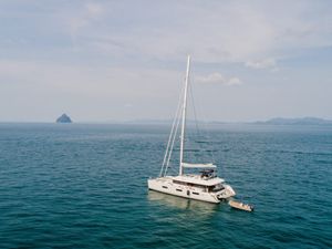 SIX DEGREES - Lagoon 620 - 4 Cabins - Phuket - Phi Phi - Krabi - Thailand SIX DEGREES - Lagoon 620 - 4 Cabins - Phuket - Phi Phi - Krabi - Thailand
