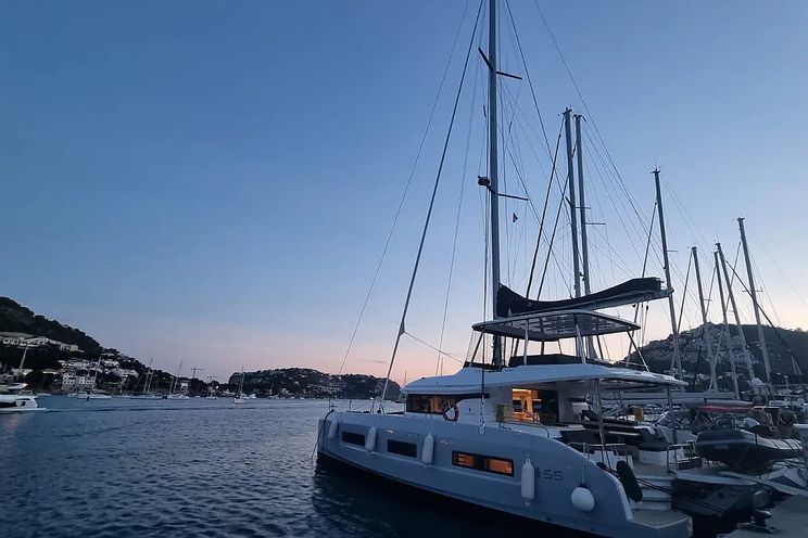 Charter Yacht SLOW DOWN - Lagoon 55 - 5 Cabins - Palma - Mallorca - Ibiza - Menorca - Balearics - Spain