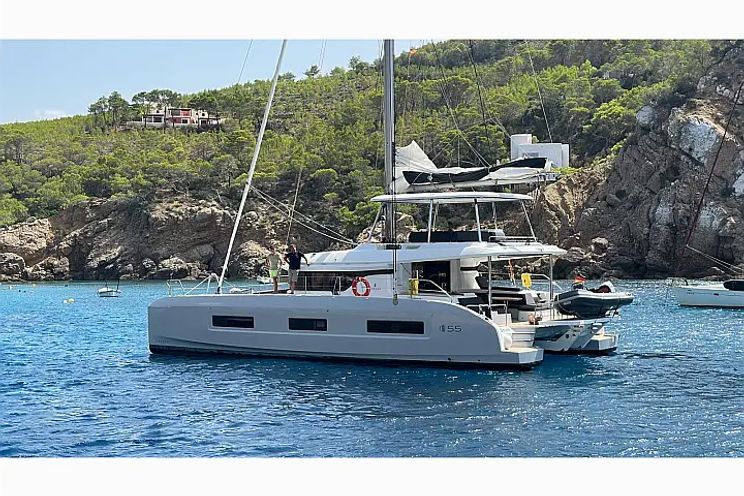 Charter Yacht SLOW DOWN - Lagoon 55 - 5 Cabins - Palma - Mallorca - Ibiza - Menorca - Balearics - Spain