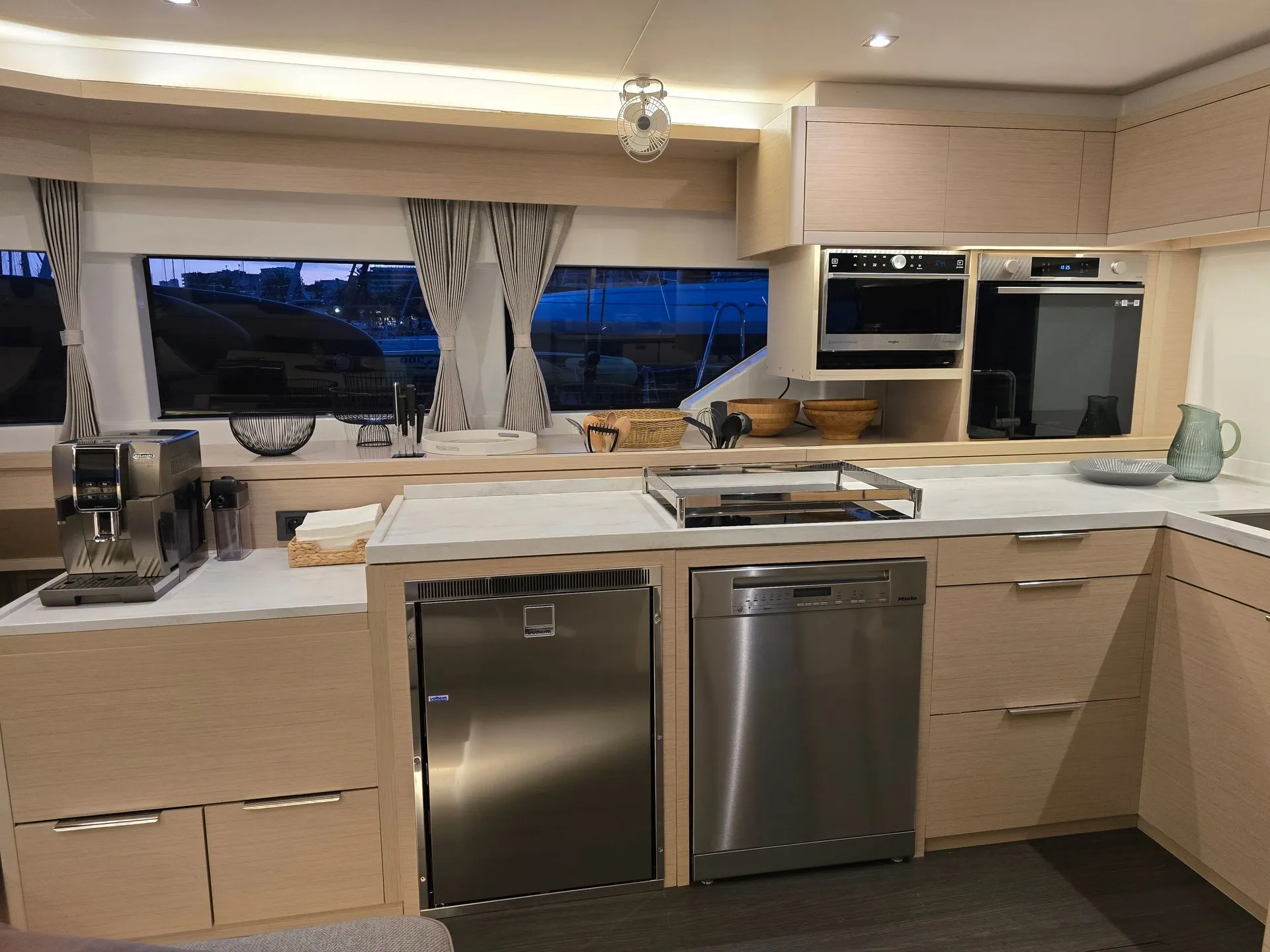 EMILIA Lagoon 55 - galley
