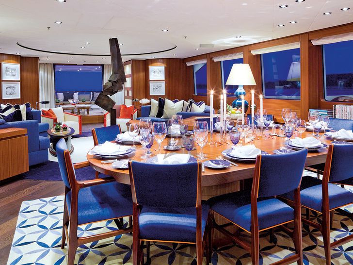 SNOWBIRD Hakvoort 39 Formal Dining SNOWBIRD Hakvoort 39 Formal Dining