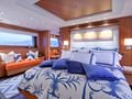 SNOWBIRD Hakvoort 39 Master Stateroom SNOWBIRD Hakvoort 39 Master Stateroom