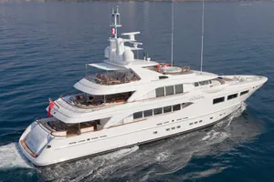 SNOWBIRD - Hakvoort 39m - 5 Cabins - Monaco - St Tropez - Cannes - Ajaccio - Naples - Amalfi - St Martin - St Thomas - St Vincent - Tortola