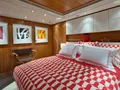 SNOWBIRD Hakvoort 39 VIP Stateroom2 SNOWBIRD Hakvoort 39 VIP Stateroom2