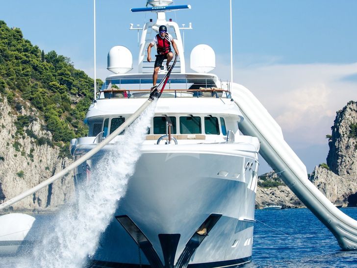 SNOWBIRD Hakvoort 39 Watersports SNOWBIRD Hakvoort 39 Watersports