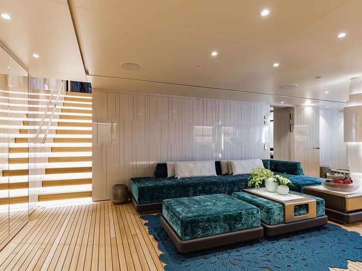 SOARING Abeking Rasmussen 68m beach club