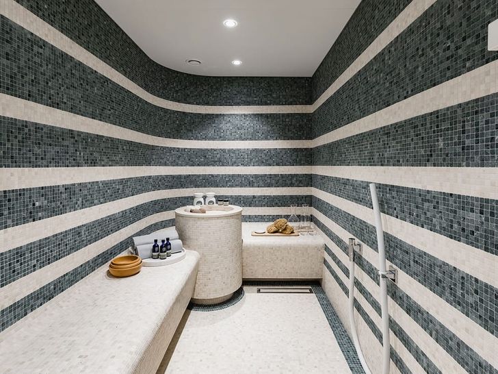 SOARING Abeking Rasmussen 68m steam bath